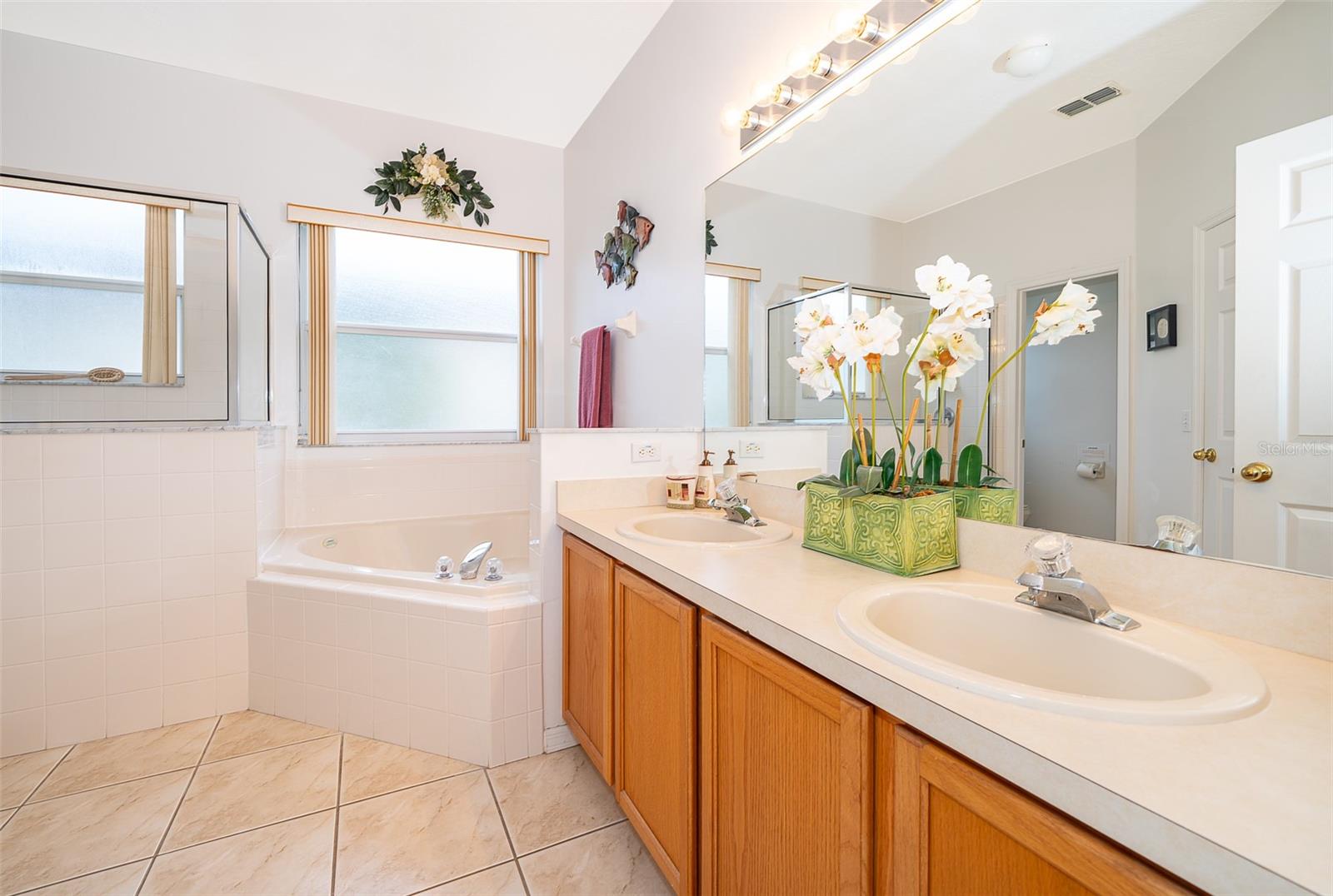 5346 CORAL VINE LN