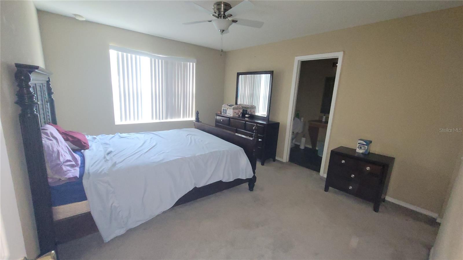 3021 SEAVIEW CASTLE DR