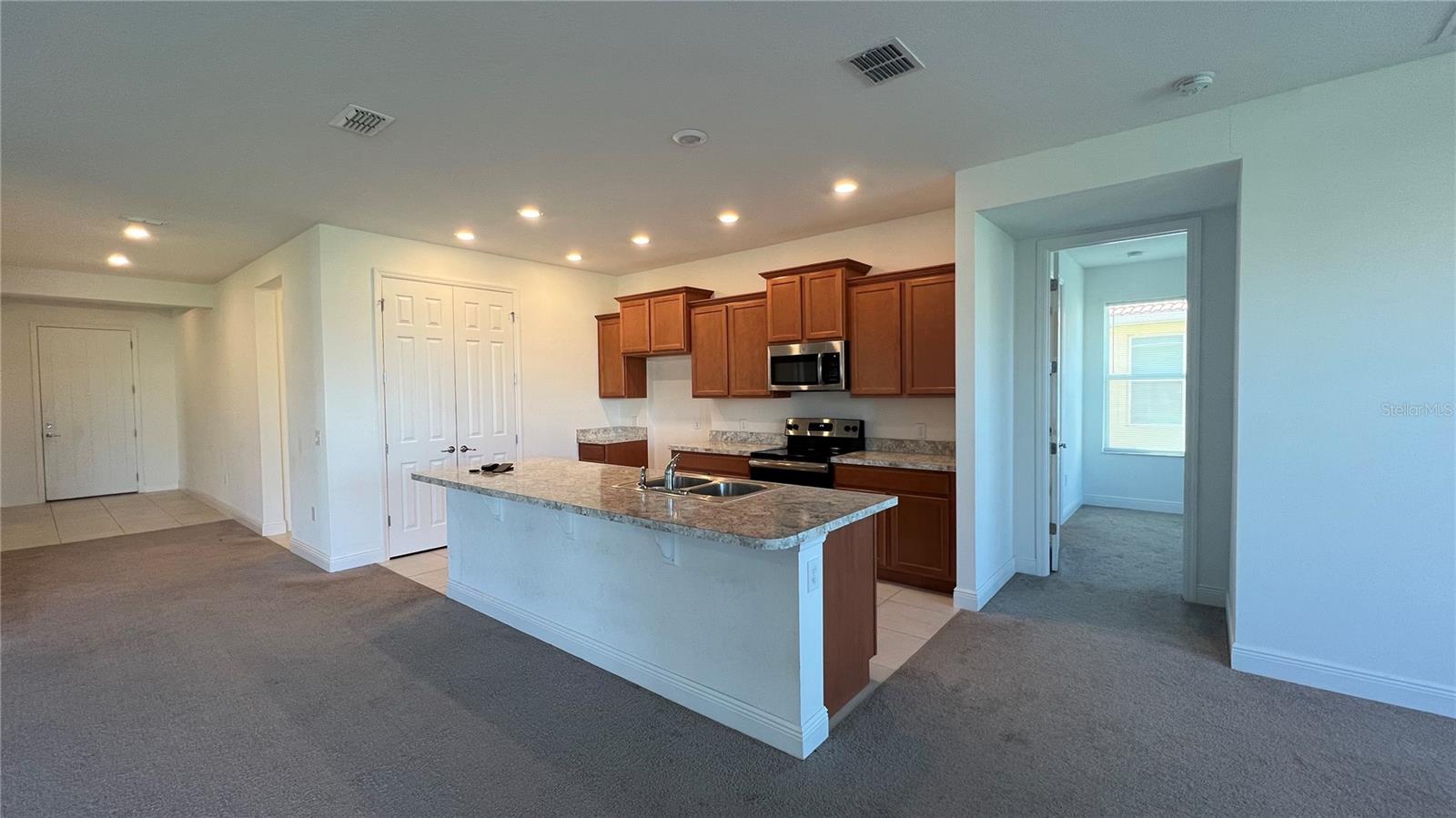 3924 CARRICK BEND DR