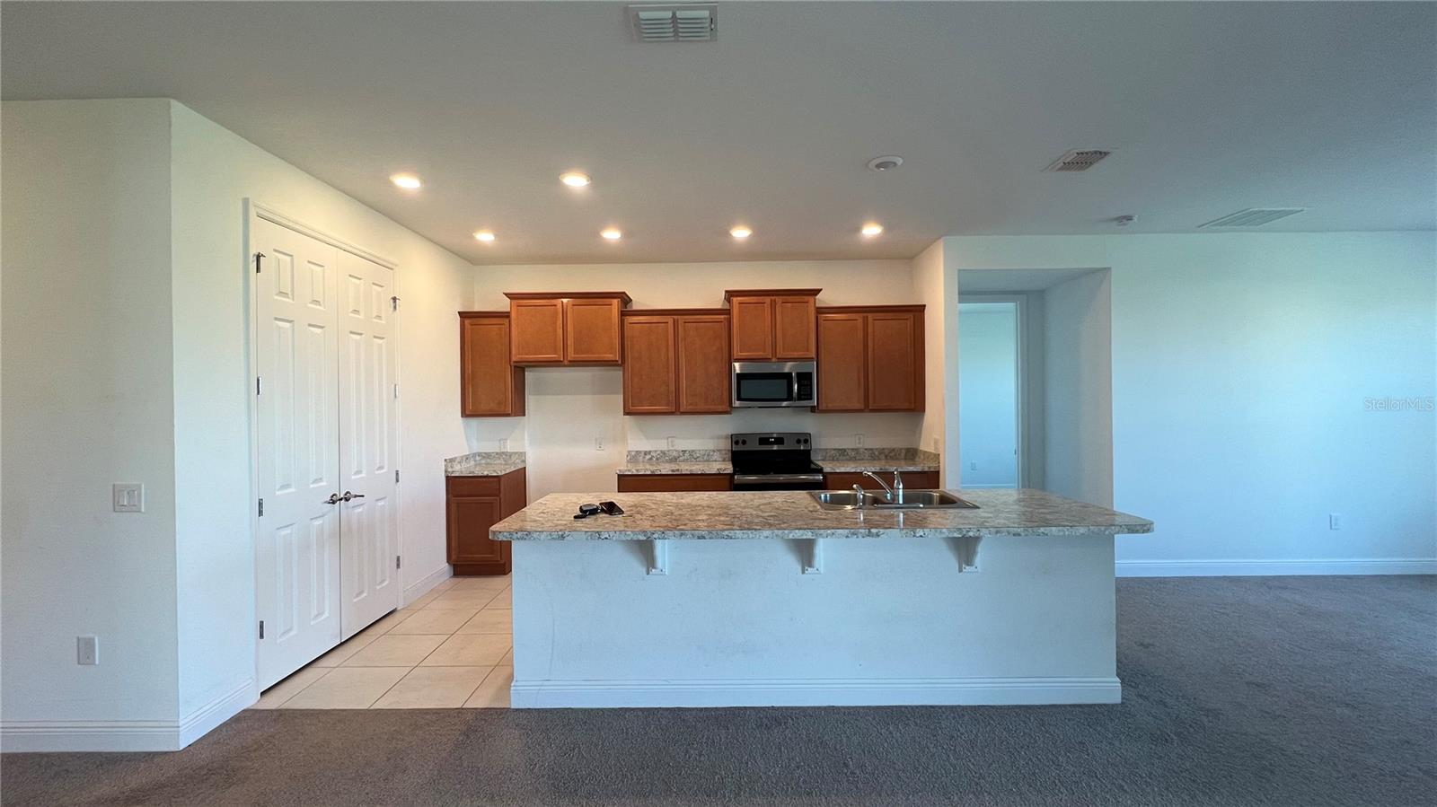 3924 CARRICK BEND DR