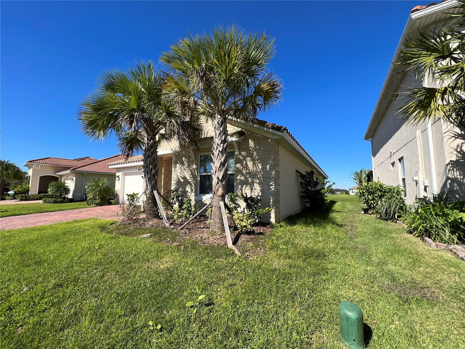 3924 CARRICK BEND DR