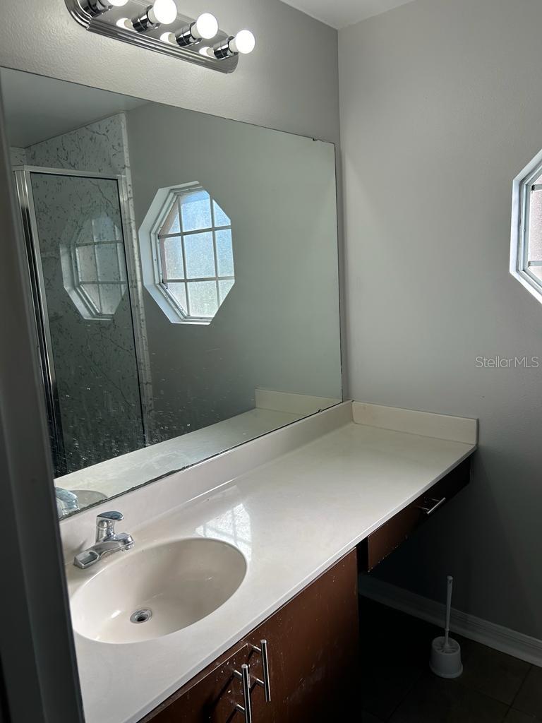 205 GRIFFORD DR