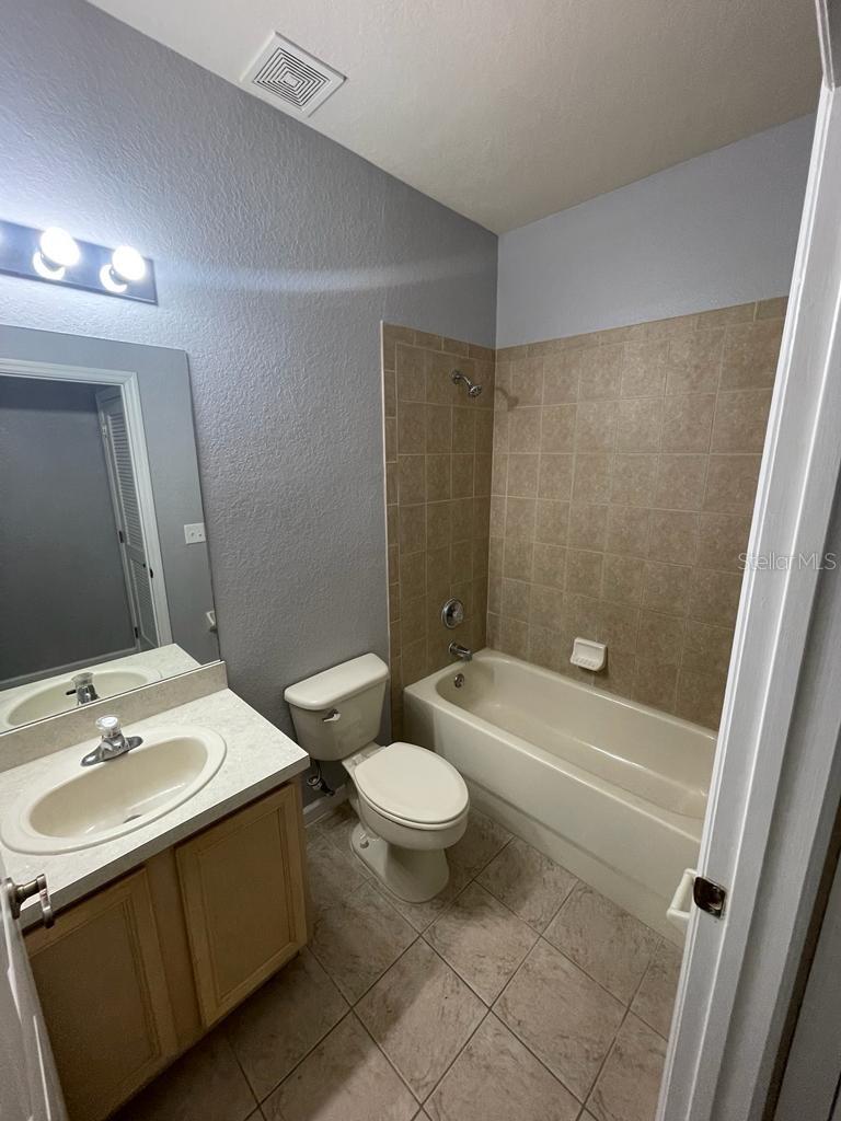 3311 WHITESTONE CIR #304, #304