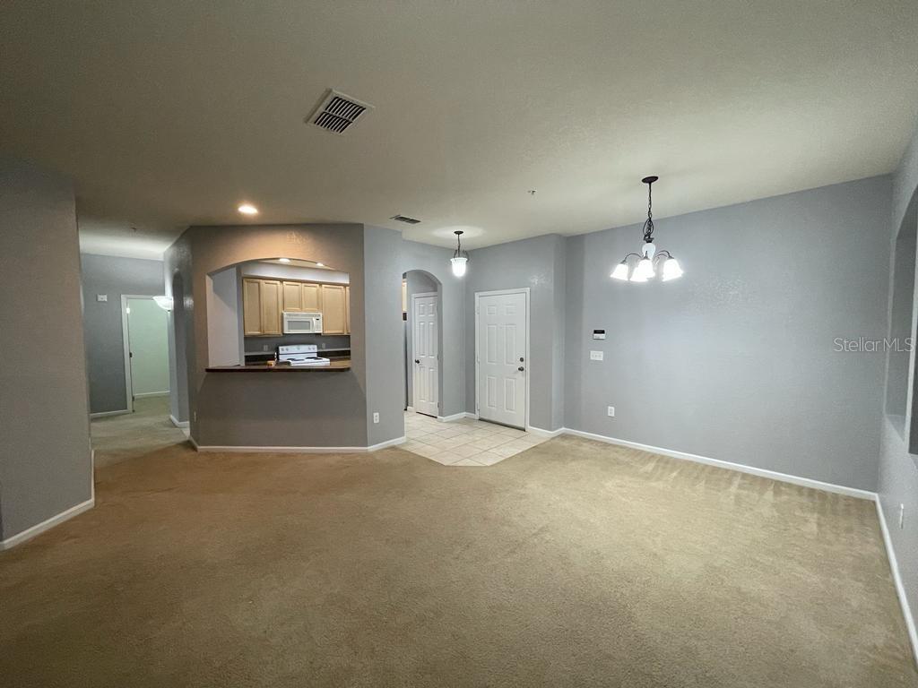 3311 WHITESTONE CIR #304, #304