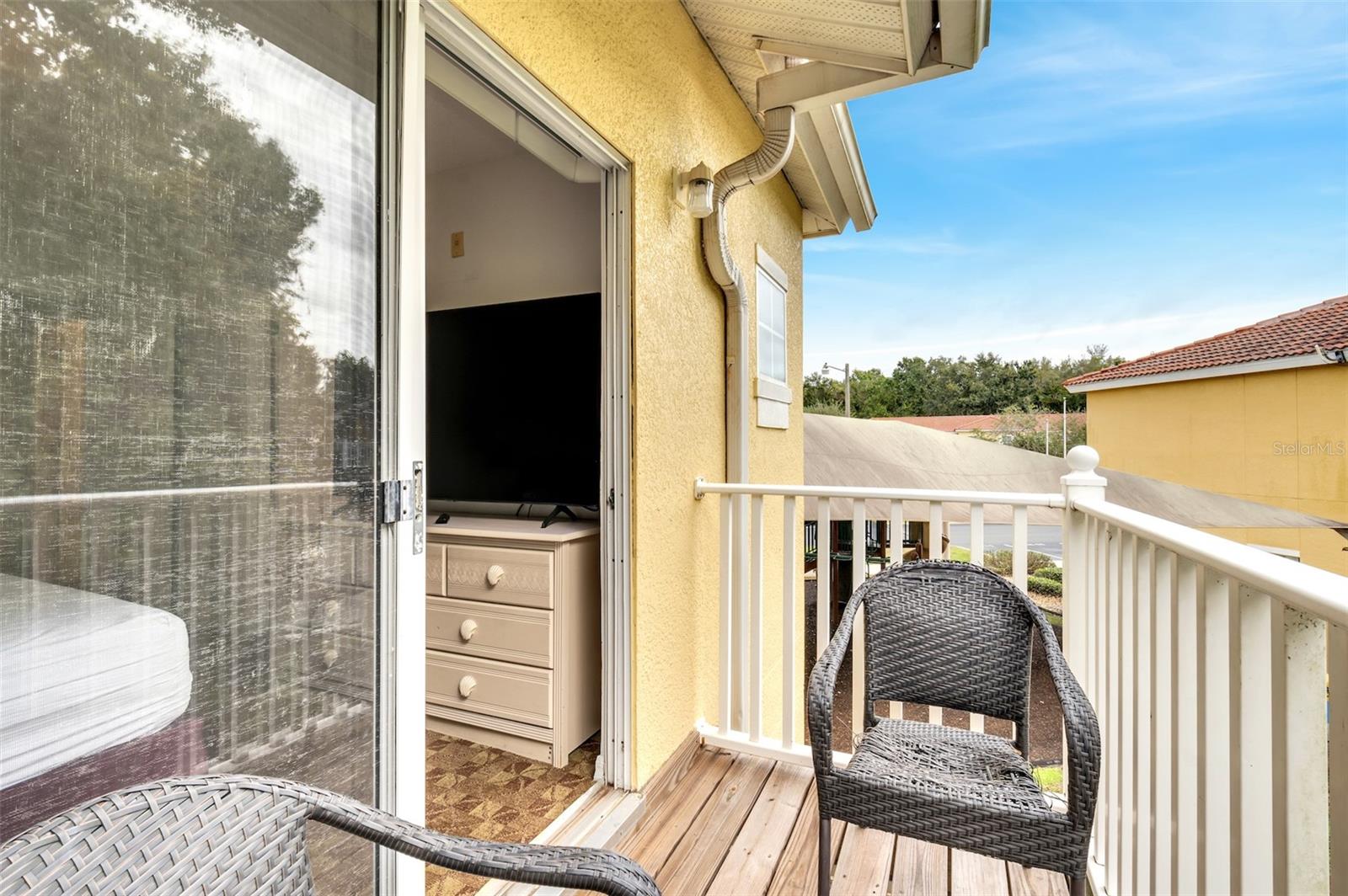 1135 PARK RIDGE CIR