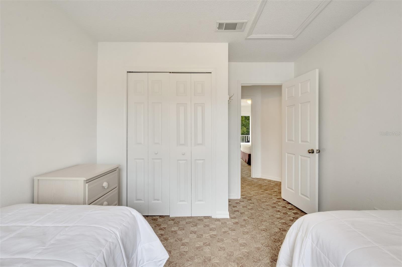 1135 PARK RIDGE CIR