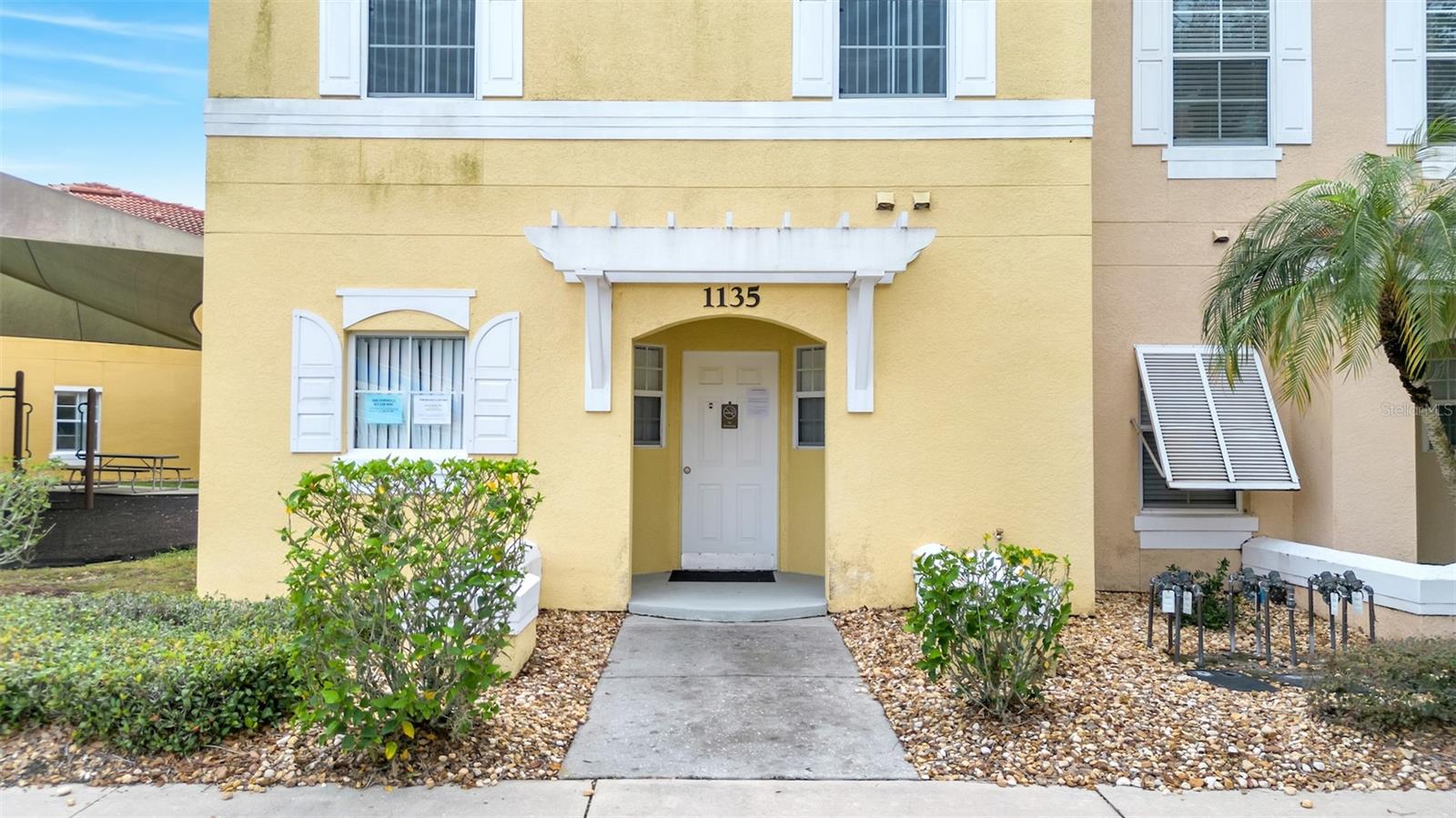 1135 PARK RIDGE CIR