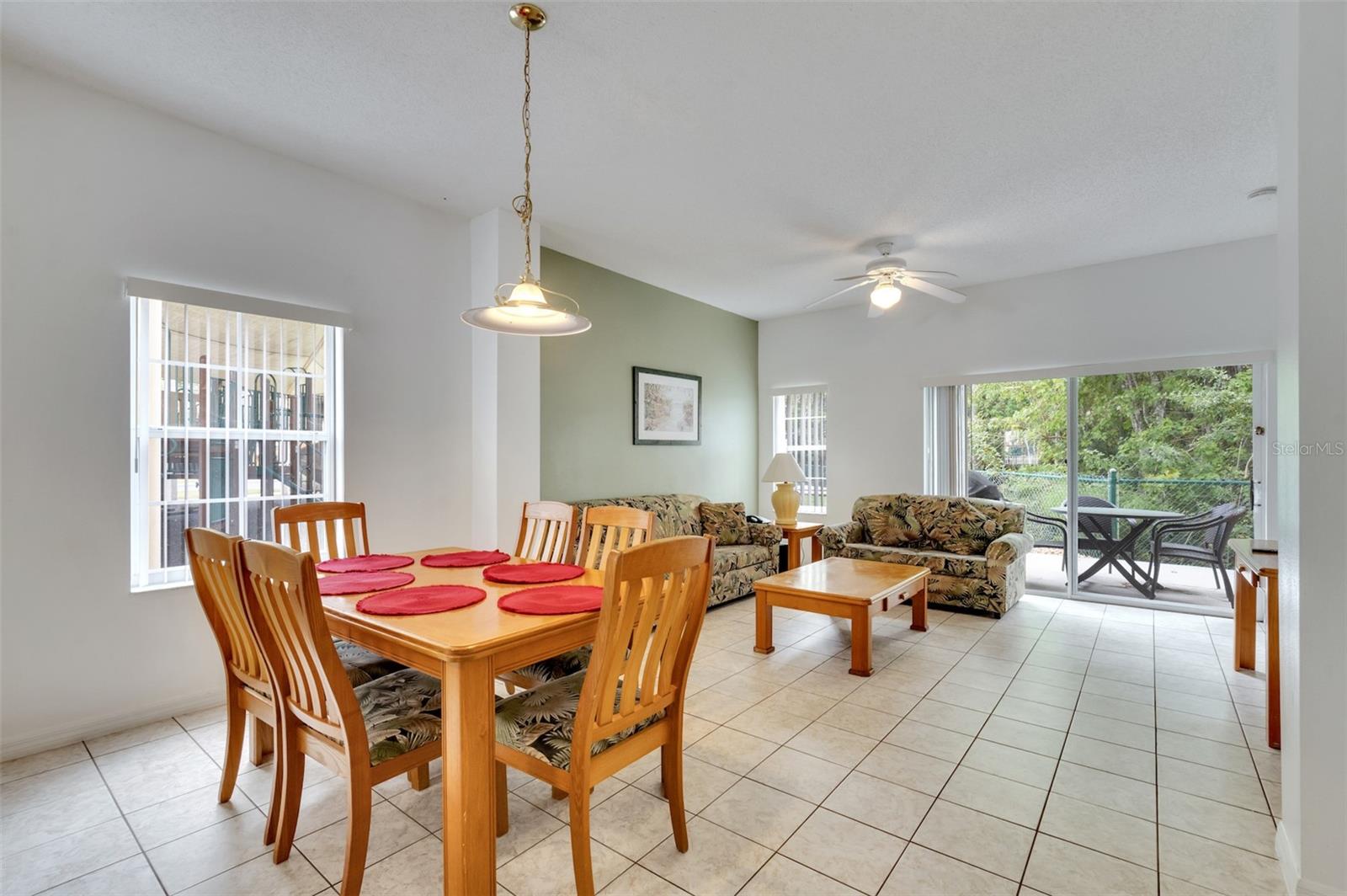1135 PARK RIDGE CIR