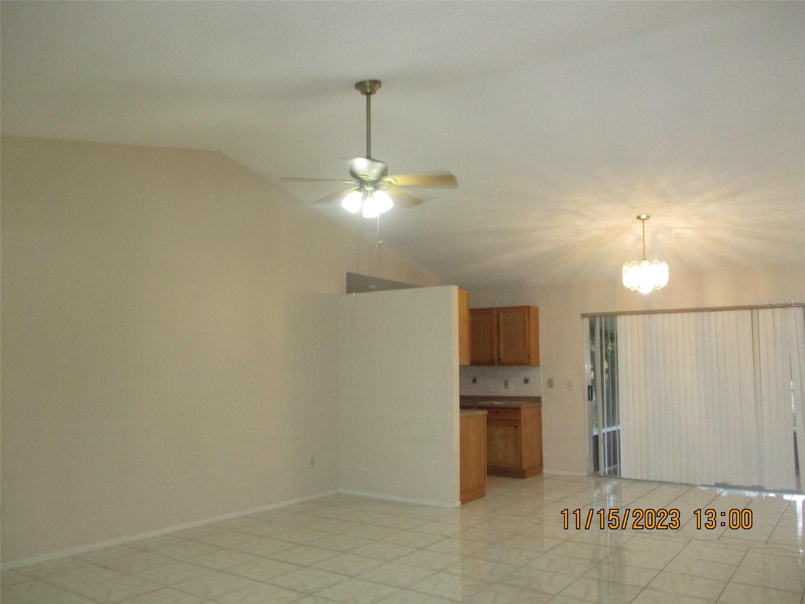 485 FLORAL DR