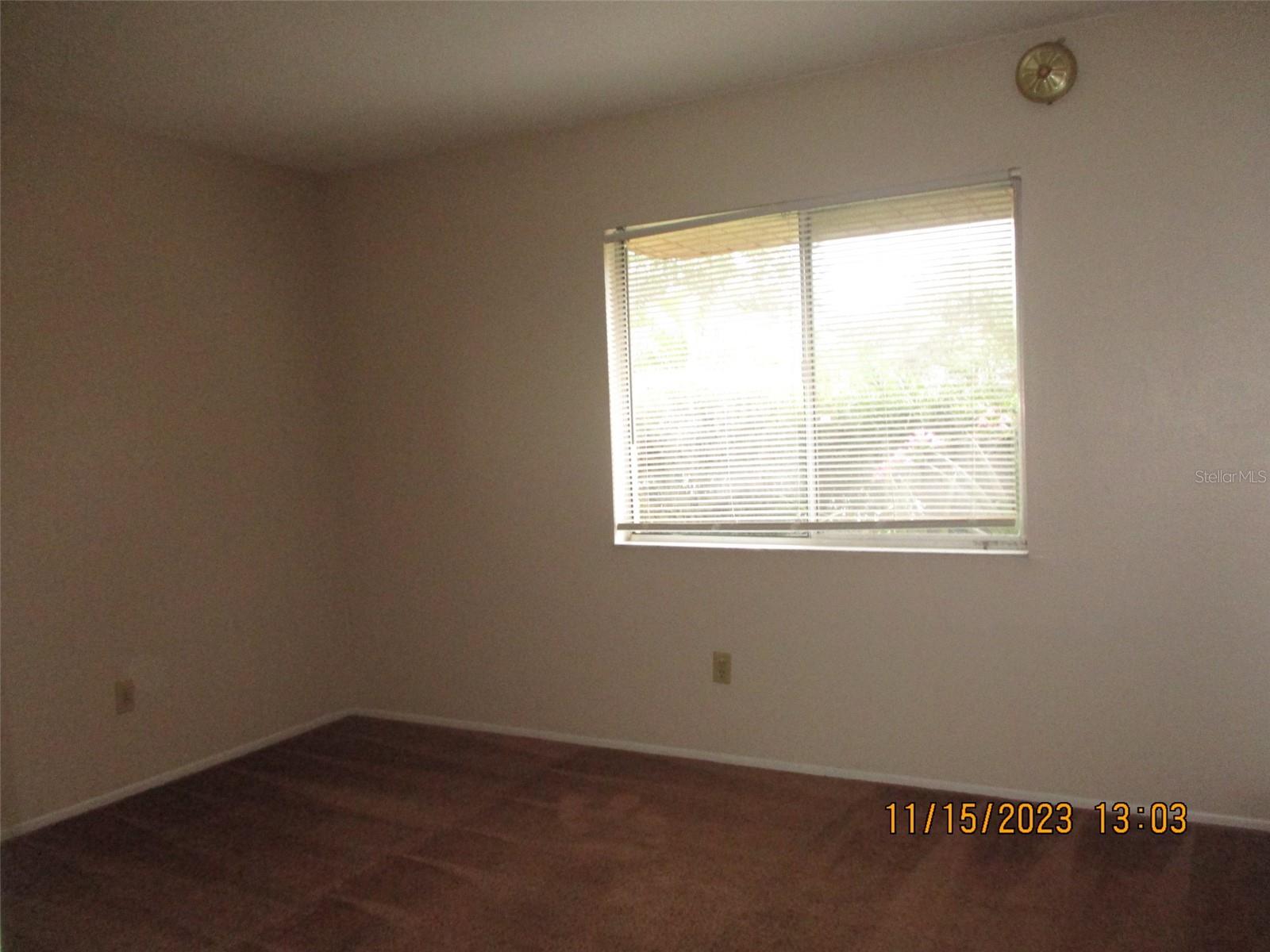 485 FLORAL DR