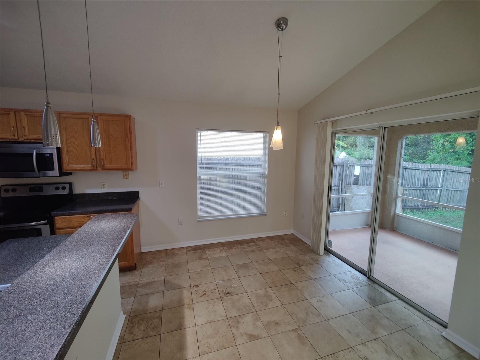 2422 WINCHESTER BLVD