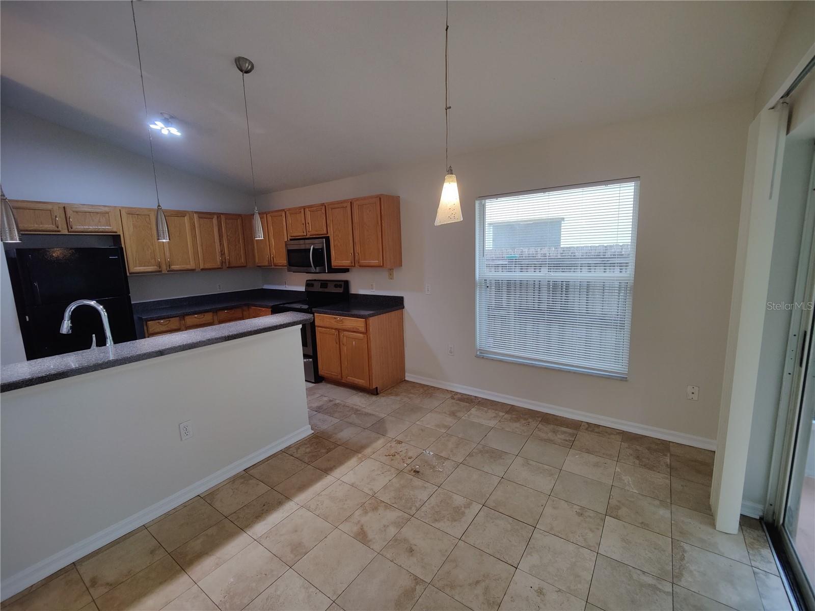 2422 WINCHESTER BLVD