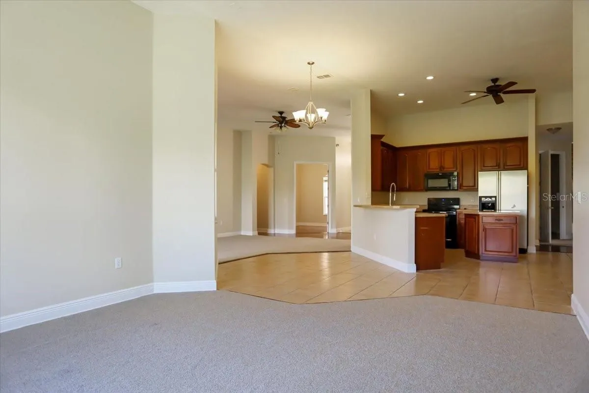 3757 EAGLE ISLE CIR