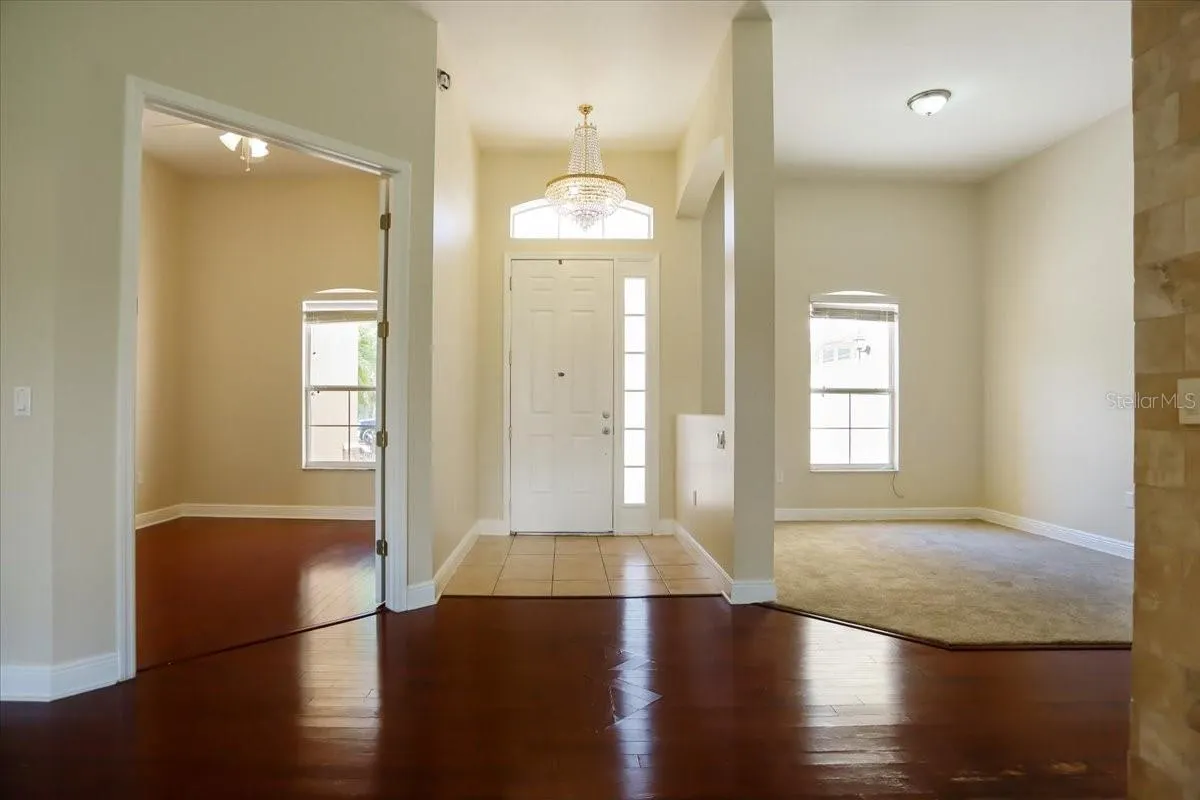 3757 EAGLE ISLE CIR
