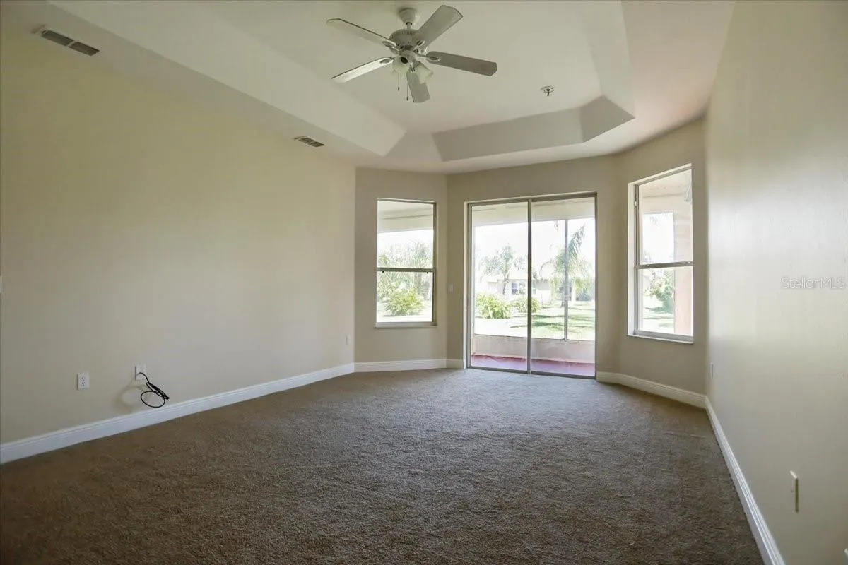 3757 EAGLE ISLE CIR