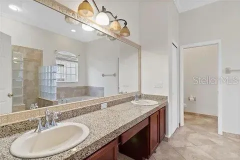 2250 WINDCREST LAKE CIR
