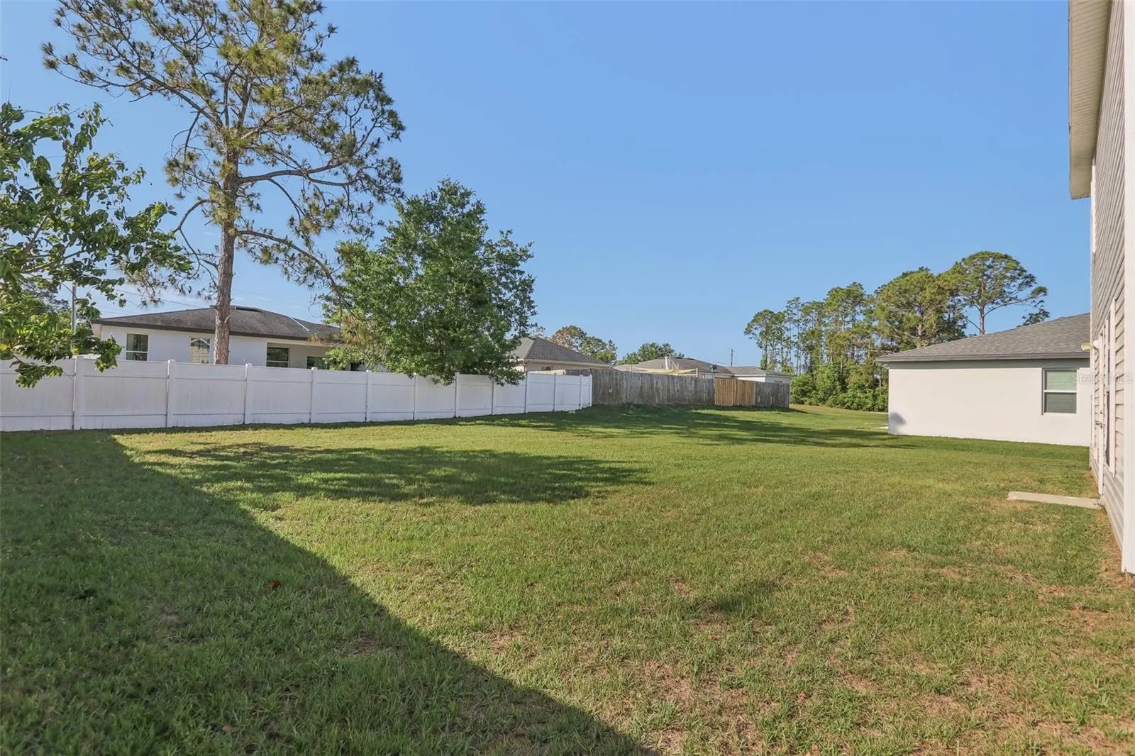 49 INCONNU DR