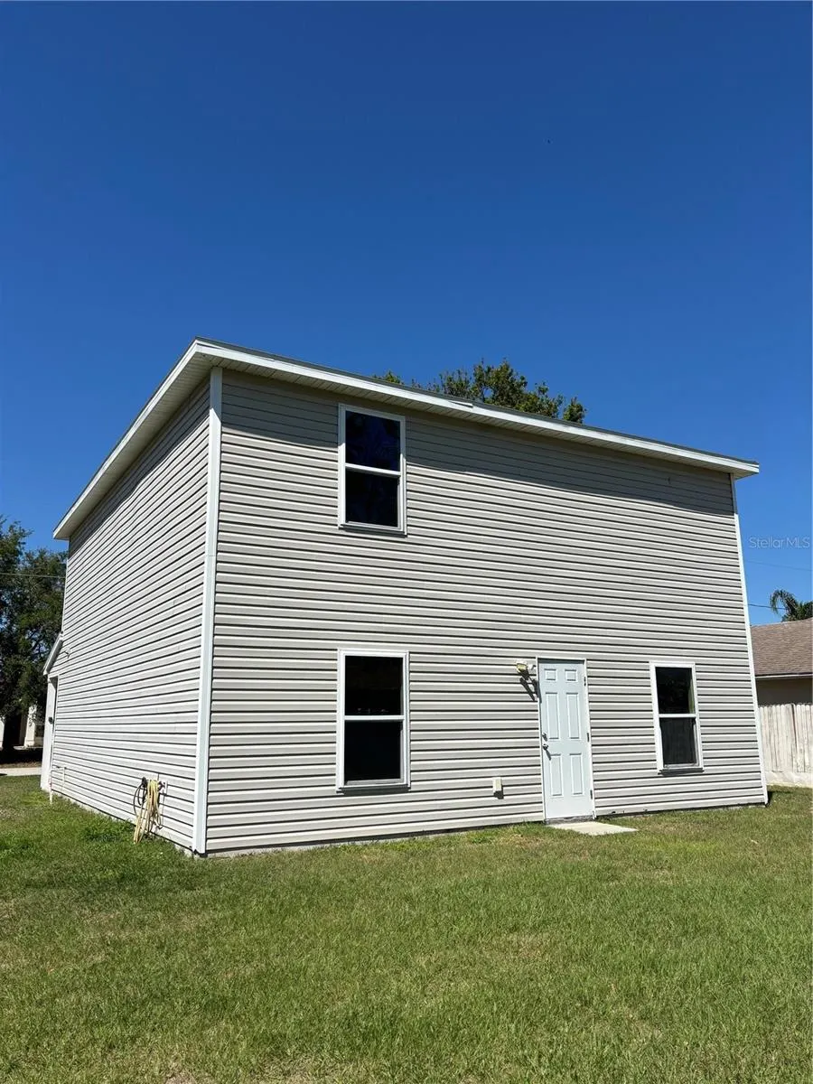 49 INCONNU DR