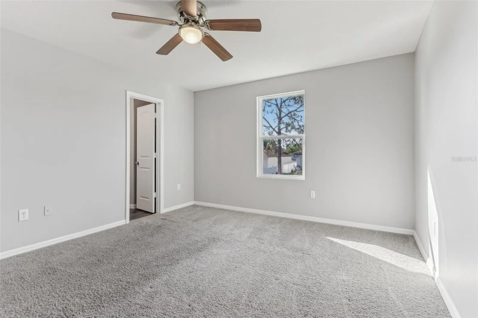 49 INCONNU DR