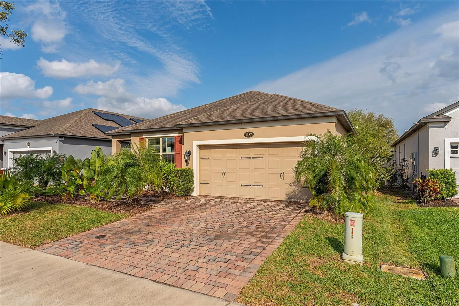 1187 PLAYA DEL SOL LN