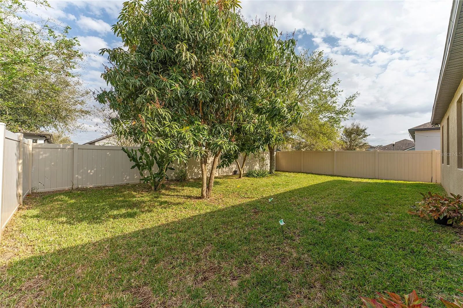 1187 PLAYA DEL SOL LN