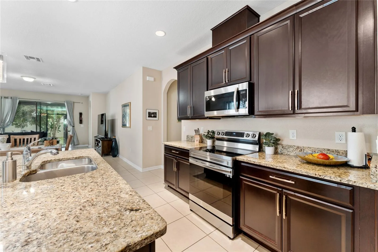 1187 PLAYA DEL SOL LN