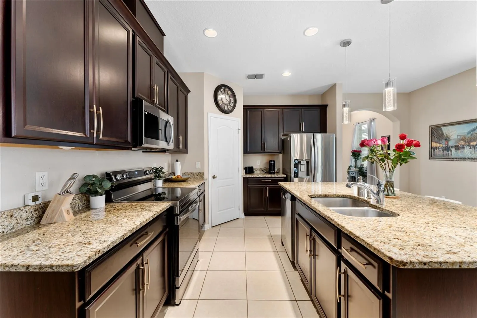 1187 PLAYA DEL SOL LN