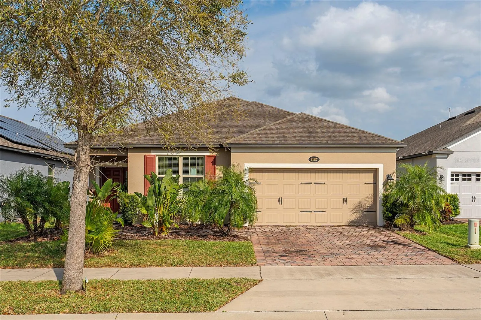 1187 PLAYA DEL SOL LN