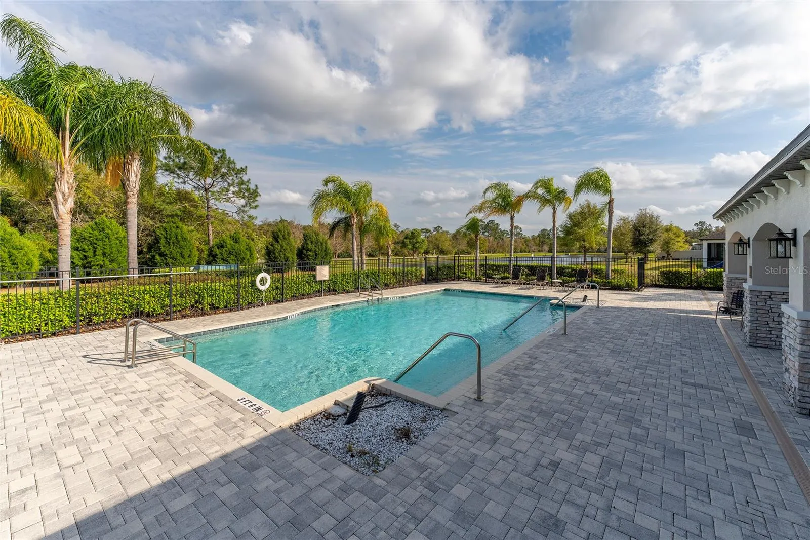 1187 PLAYA DEL SOL LN