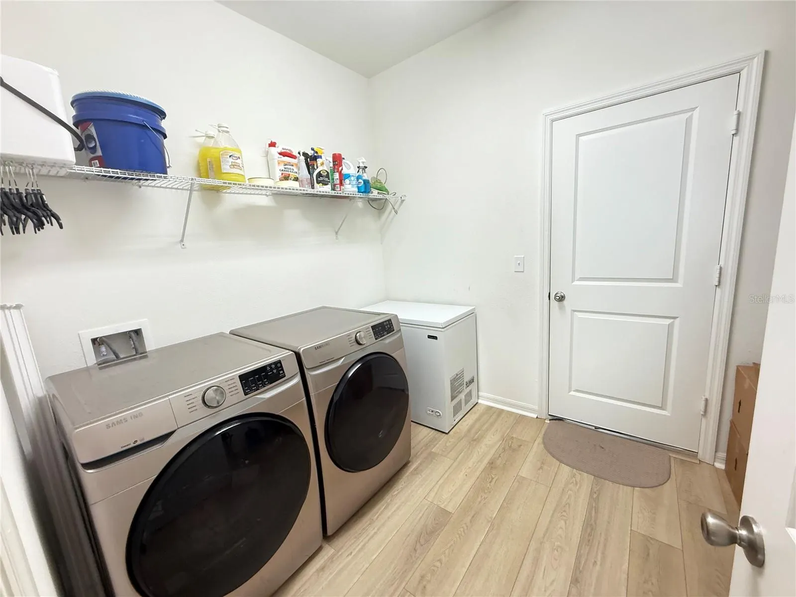 1853 RIVER CREST AVE #1853, #1853