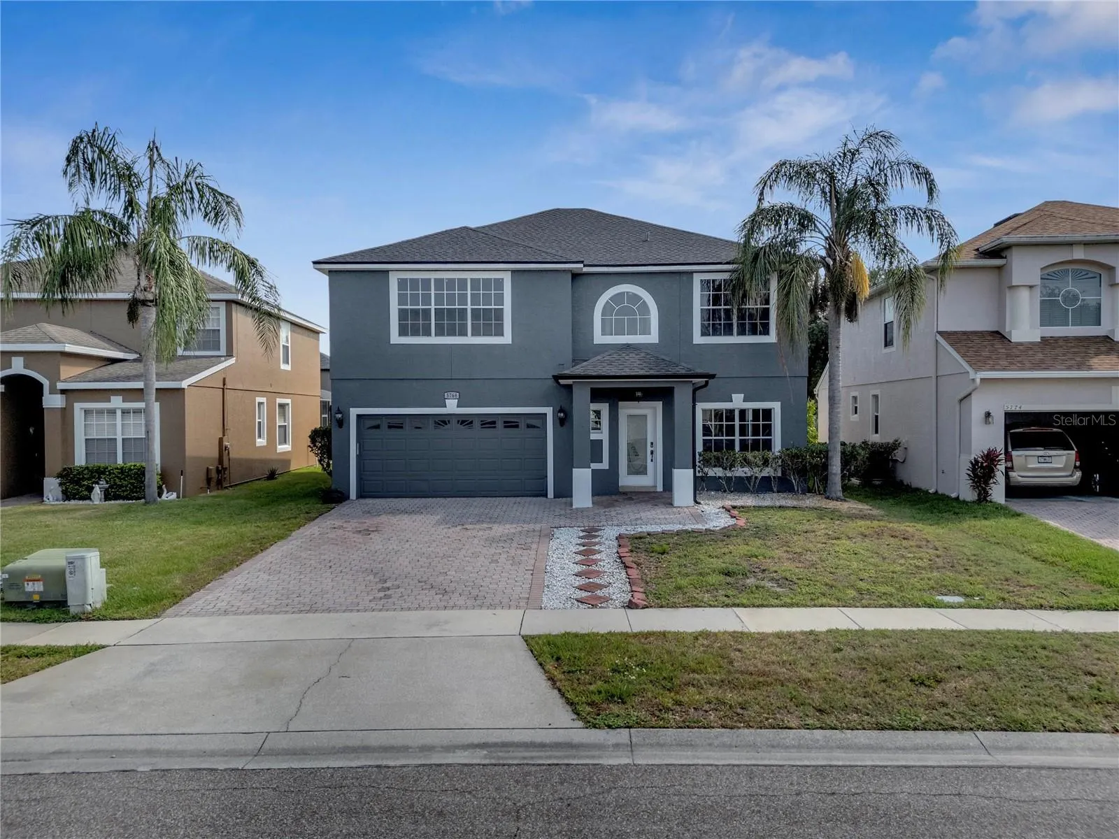 5768 LOS PALMA VISTA DR