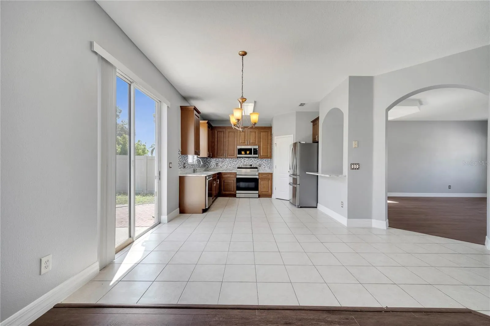 5768 LOS PALMA VISTA DR