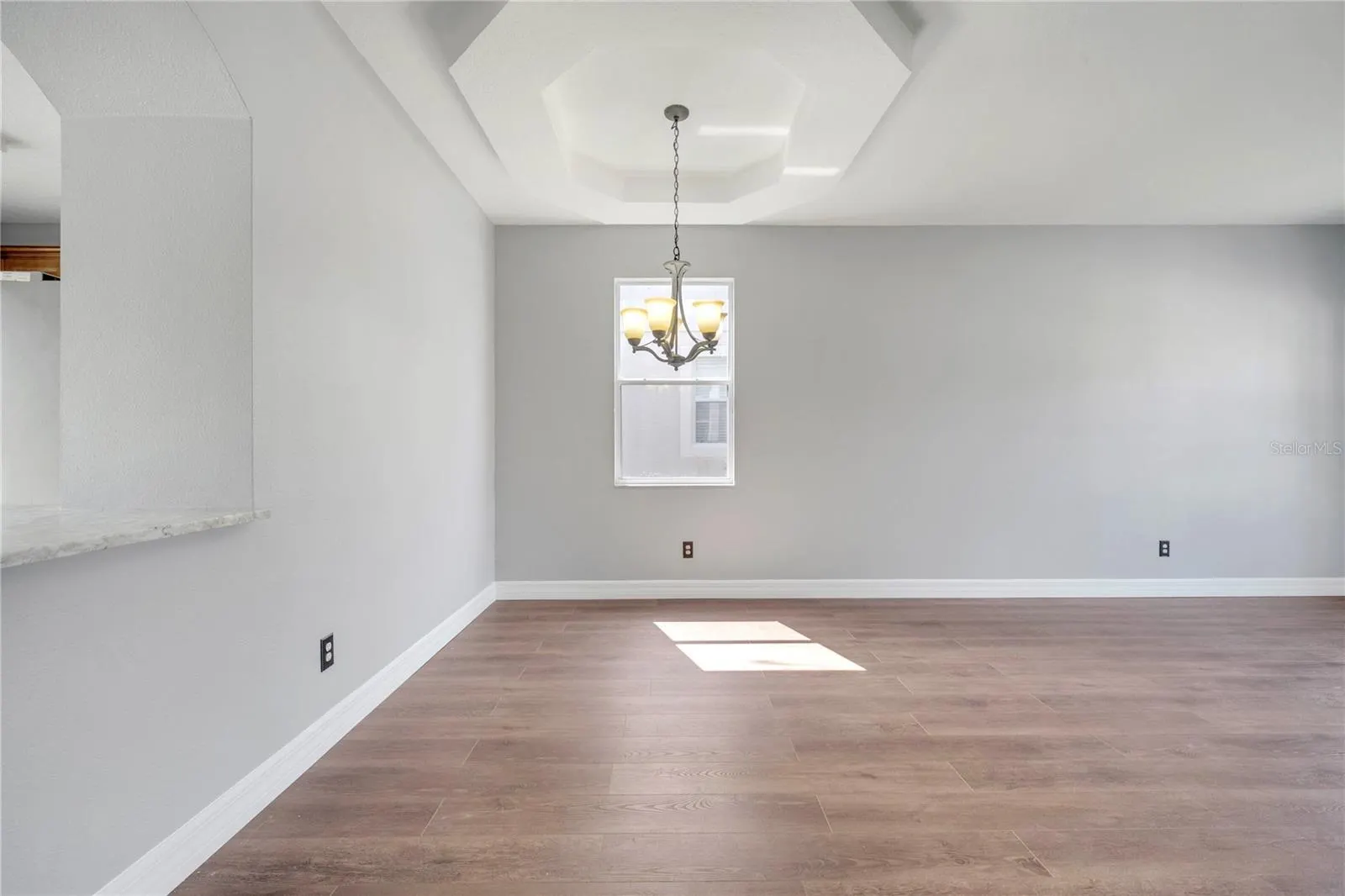 5768 LOS PALMA VISTA DR