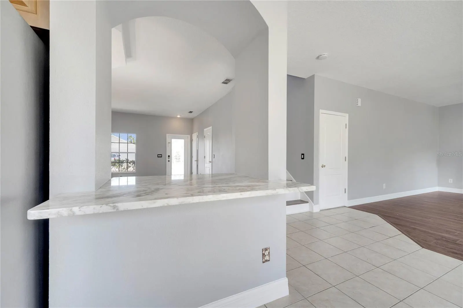 5768 LOS PALMA VISTA DR
