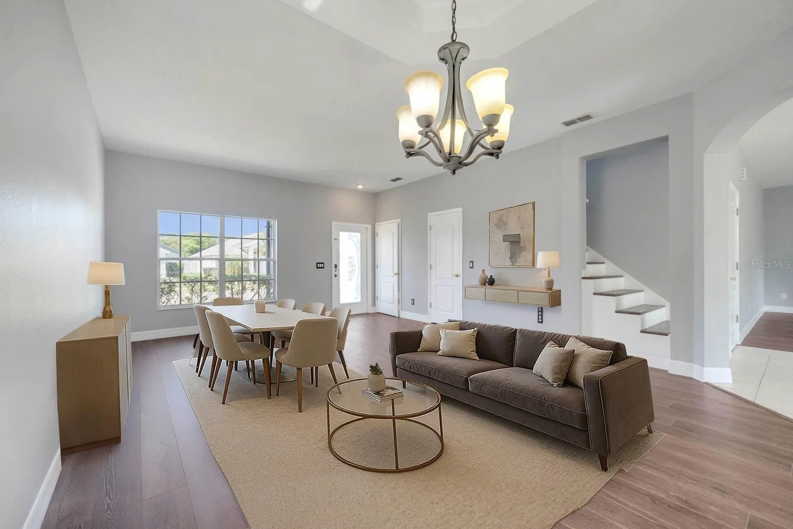 5768 LOS PALMA VISTA DR