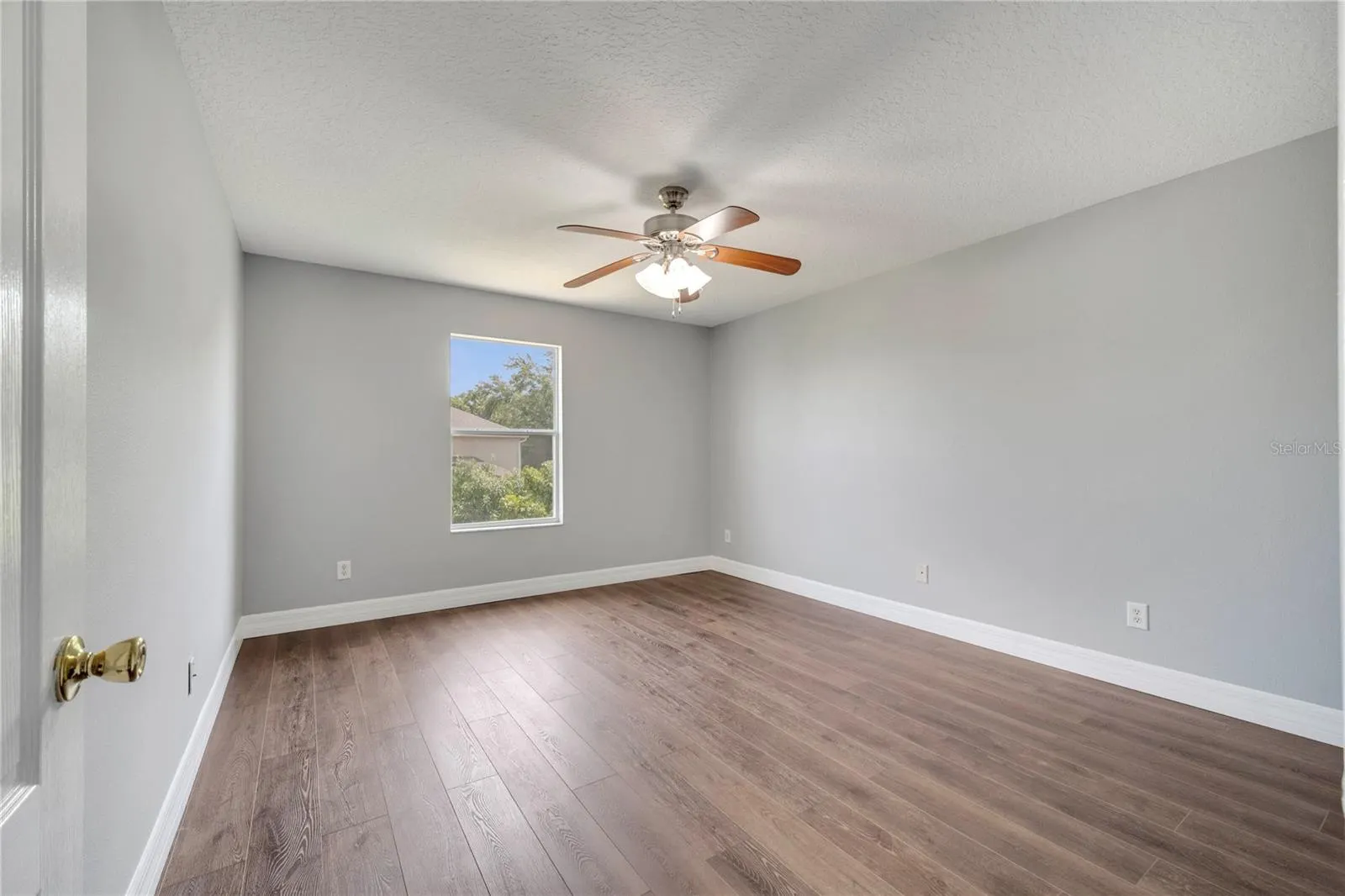 5768 LOS PALMA VISTA DR