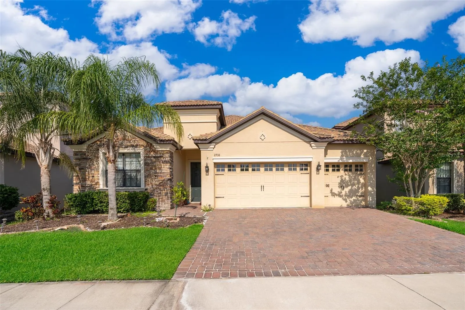 2736 ATHERTON DR