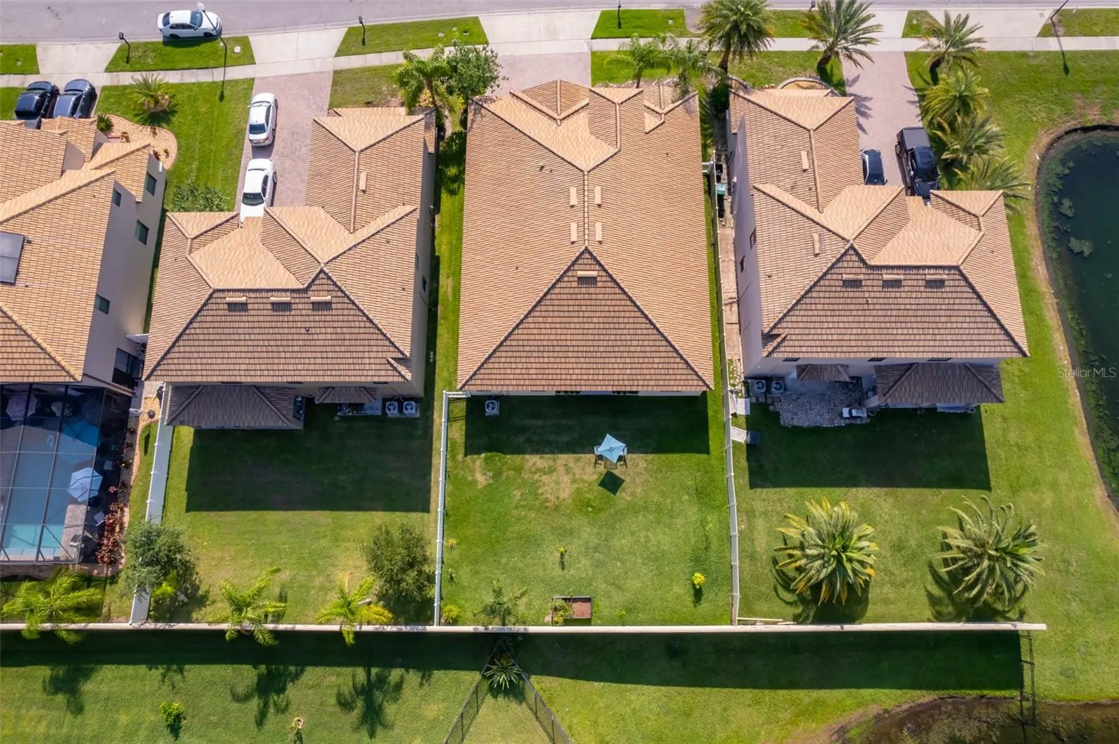 2736 ATHERTON DR