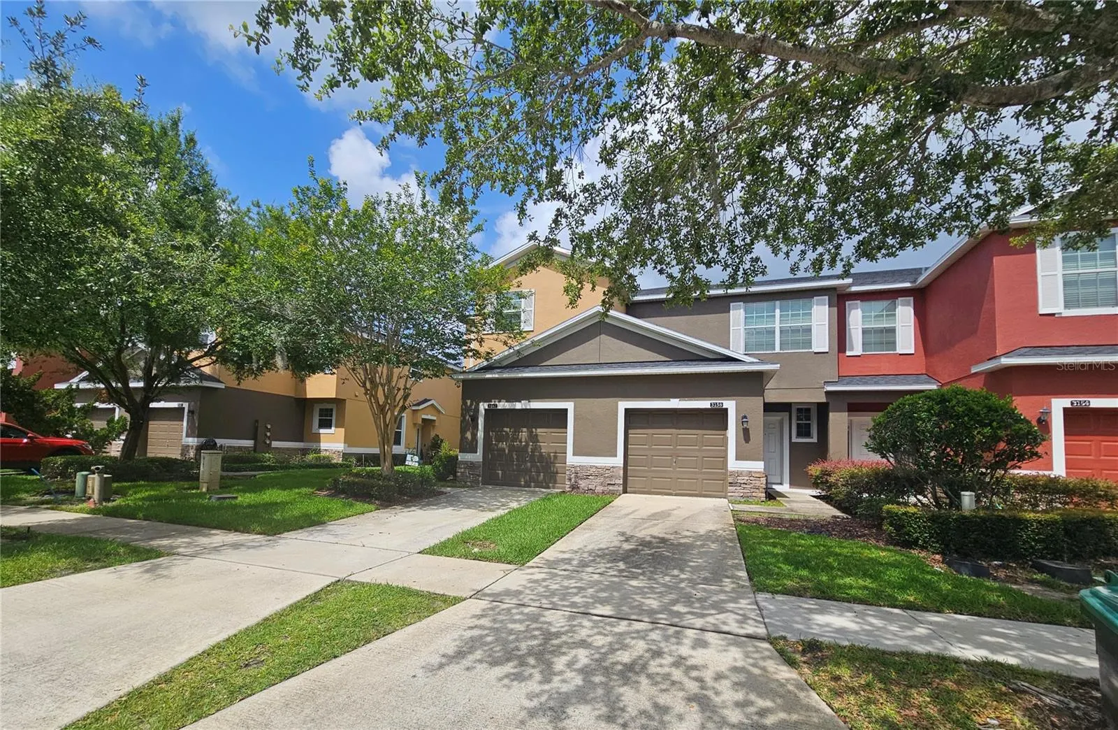 3162 RODRICK CIR