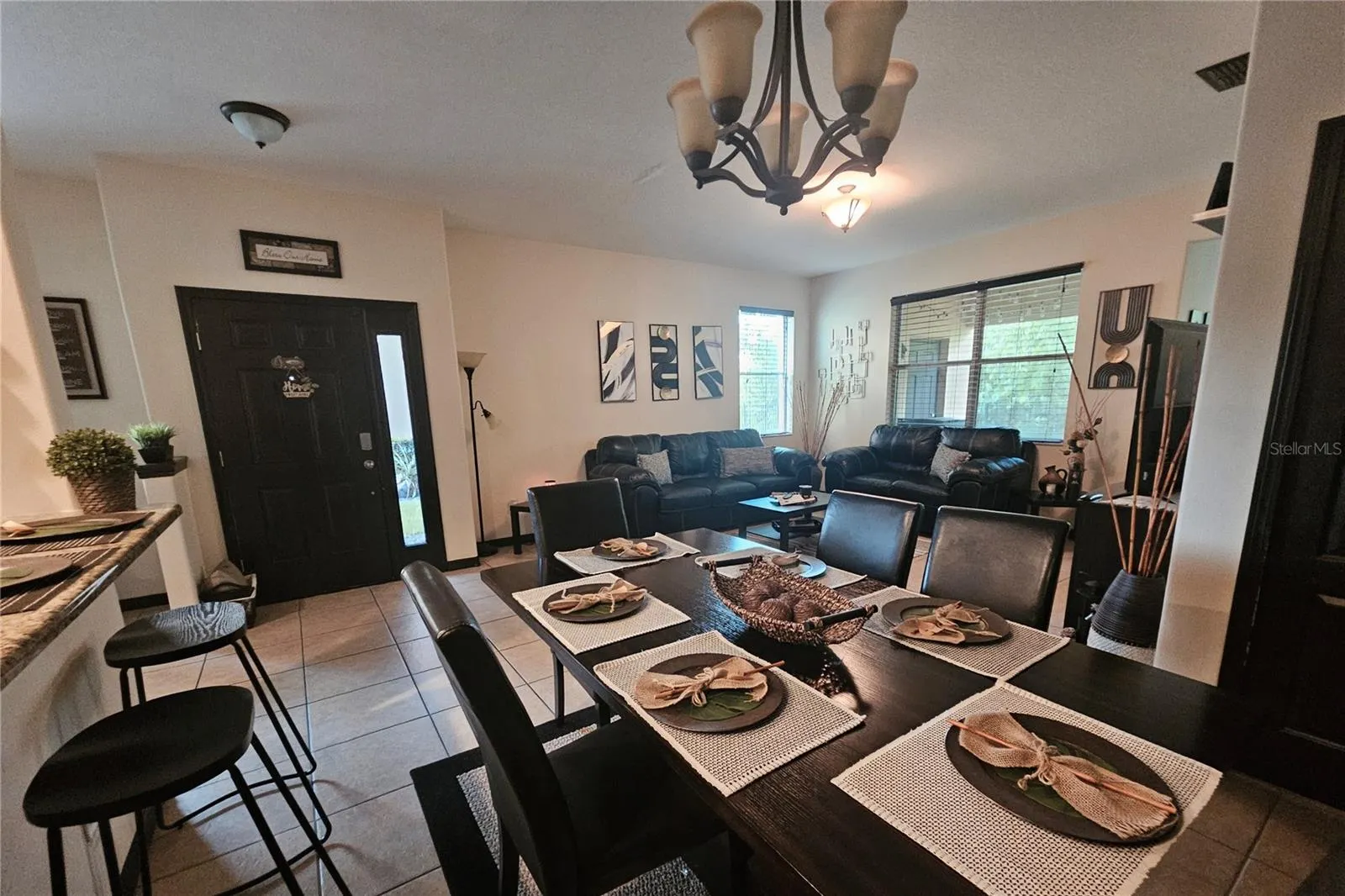 3162 RODRICK CIR