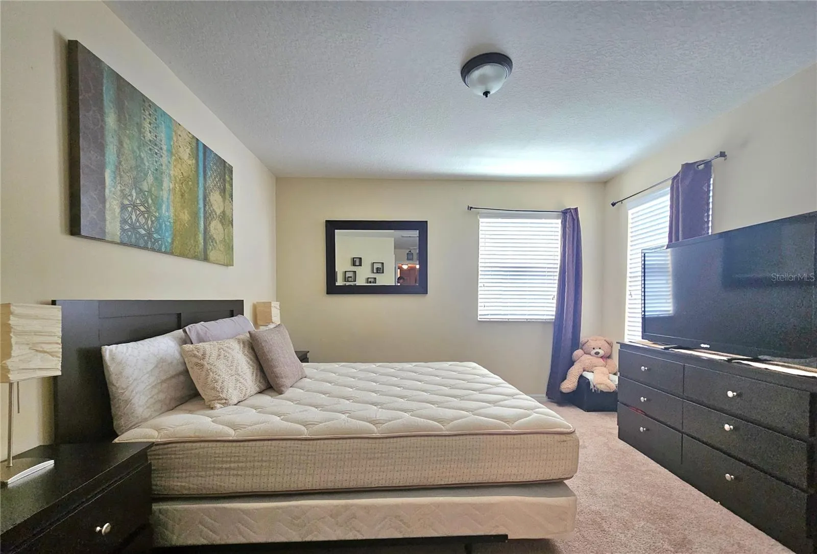 3162 RODRICK CIR