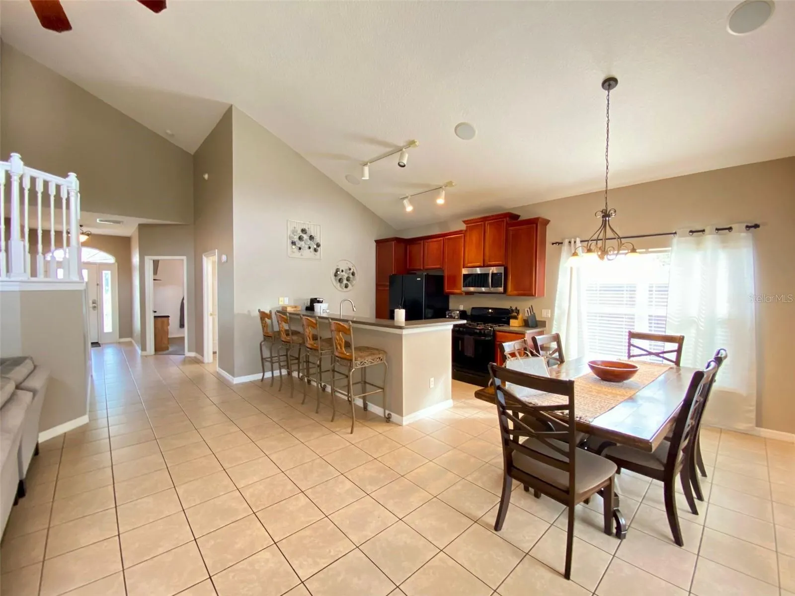 8000 ACADIA ESTATES CT