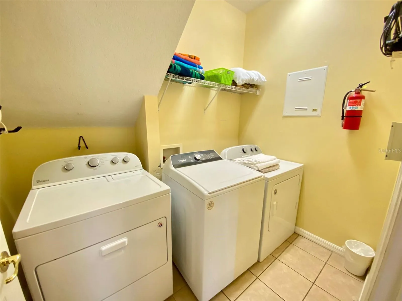 8000 ACADIA ESTATES CT