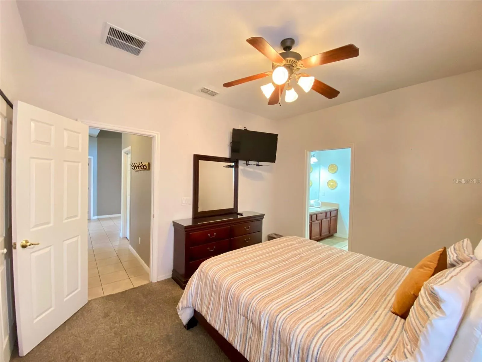 8000 ACADIA ESTATES CT