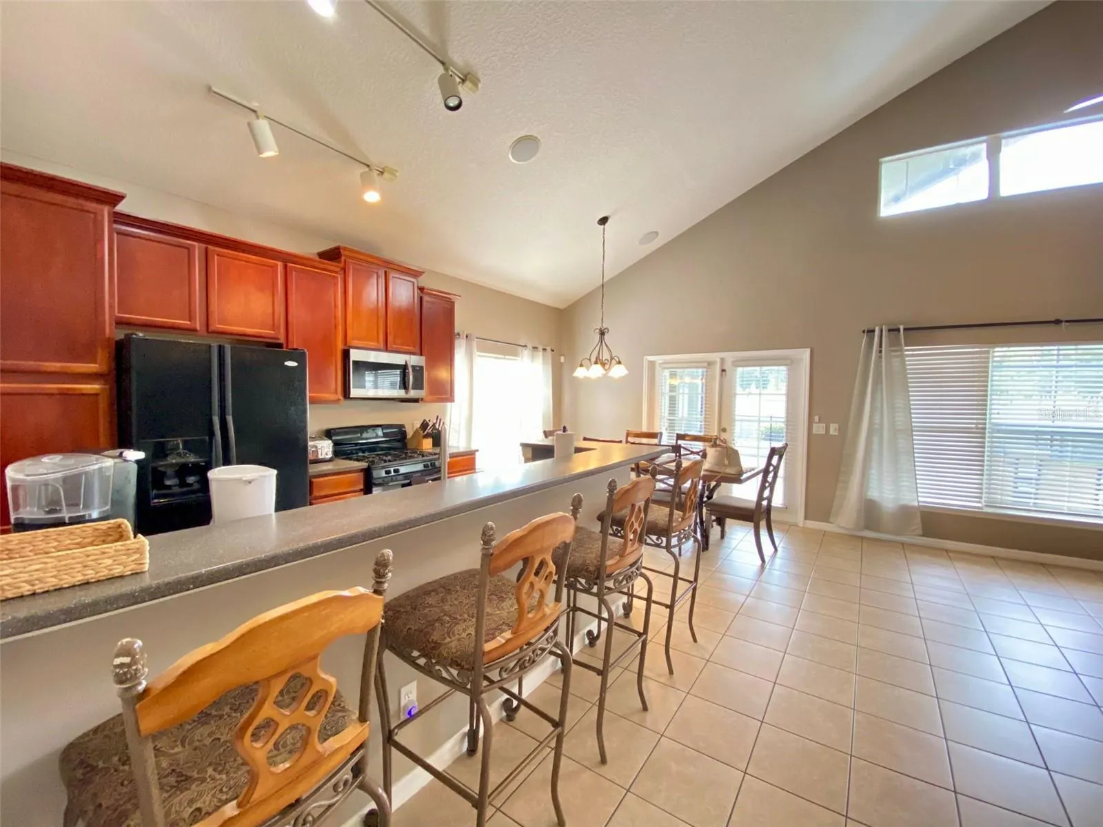 8000 ACADIA ESTATES CT