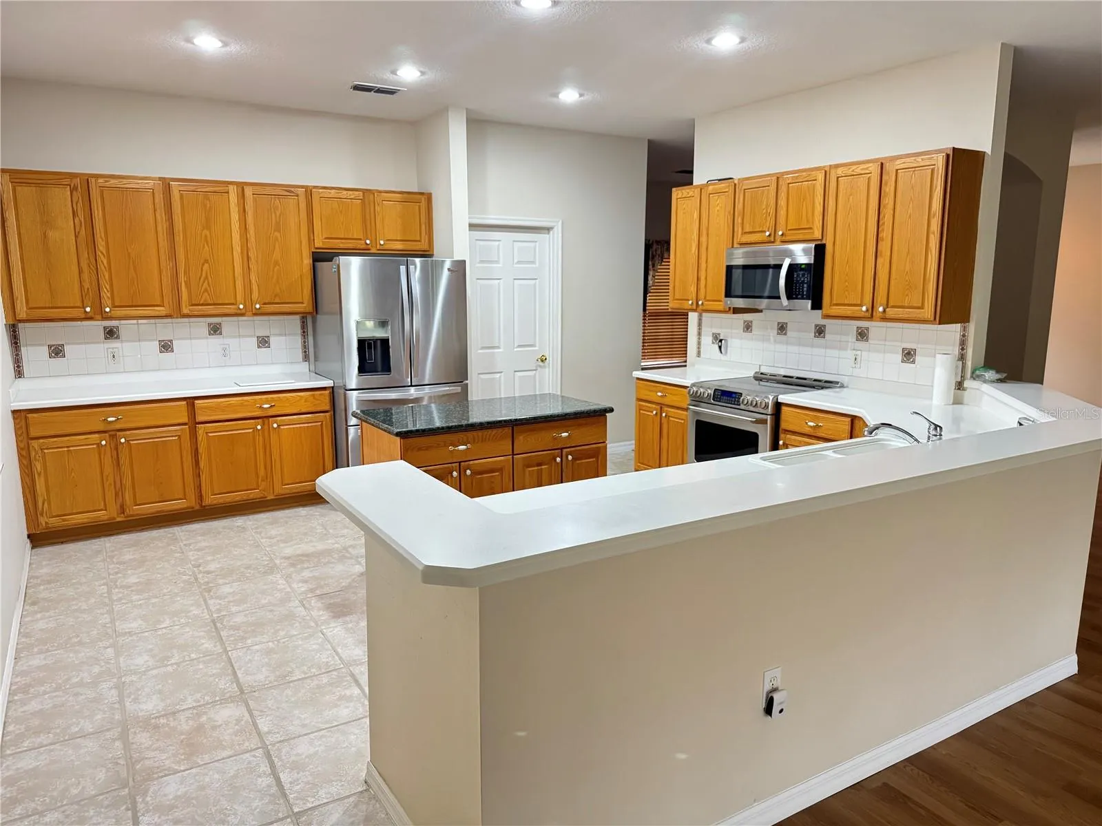275 ROCK SPRINGS DR