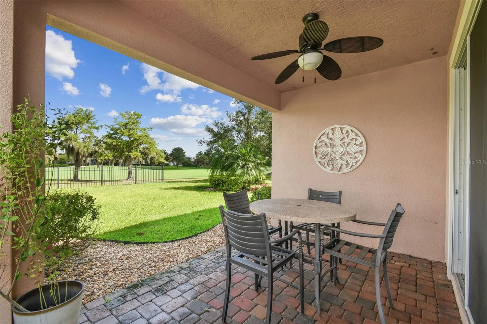 151 CASAVISTA DR