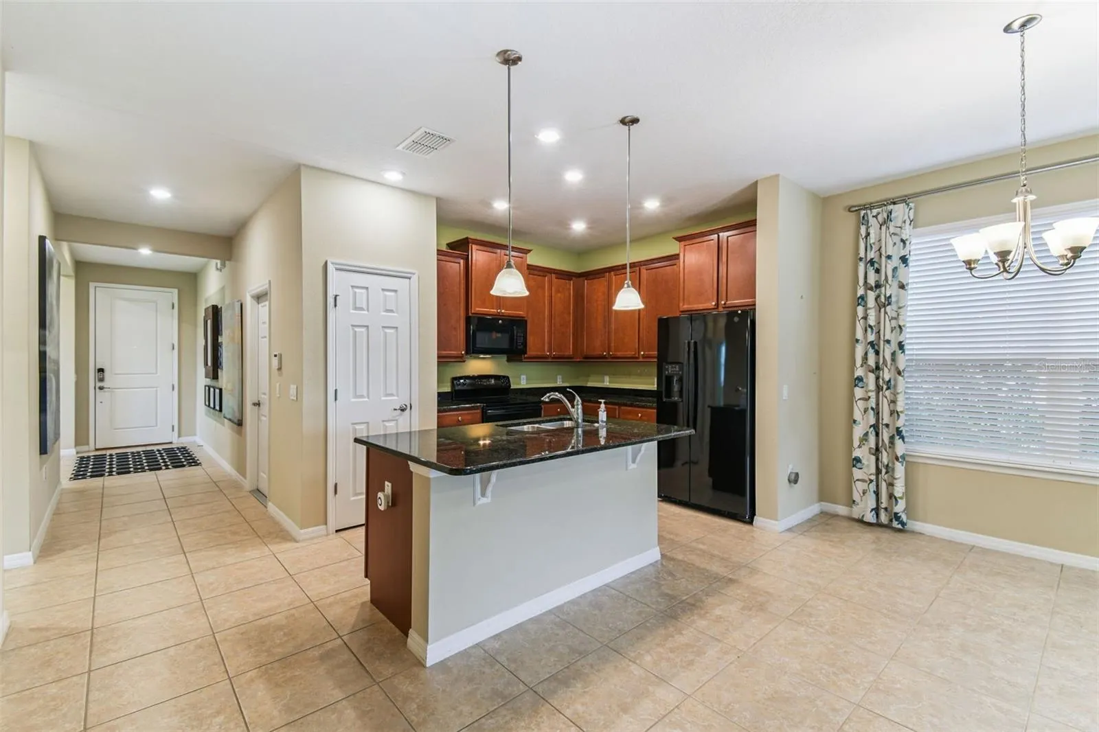 151 CASAVISTA DR