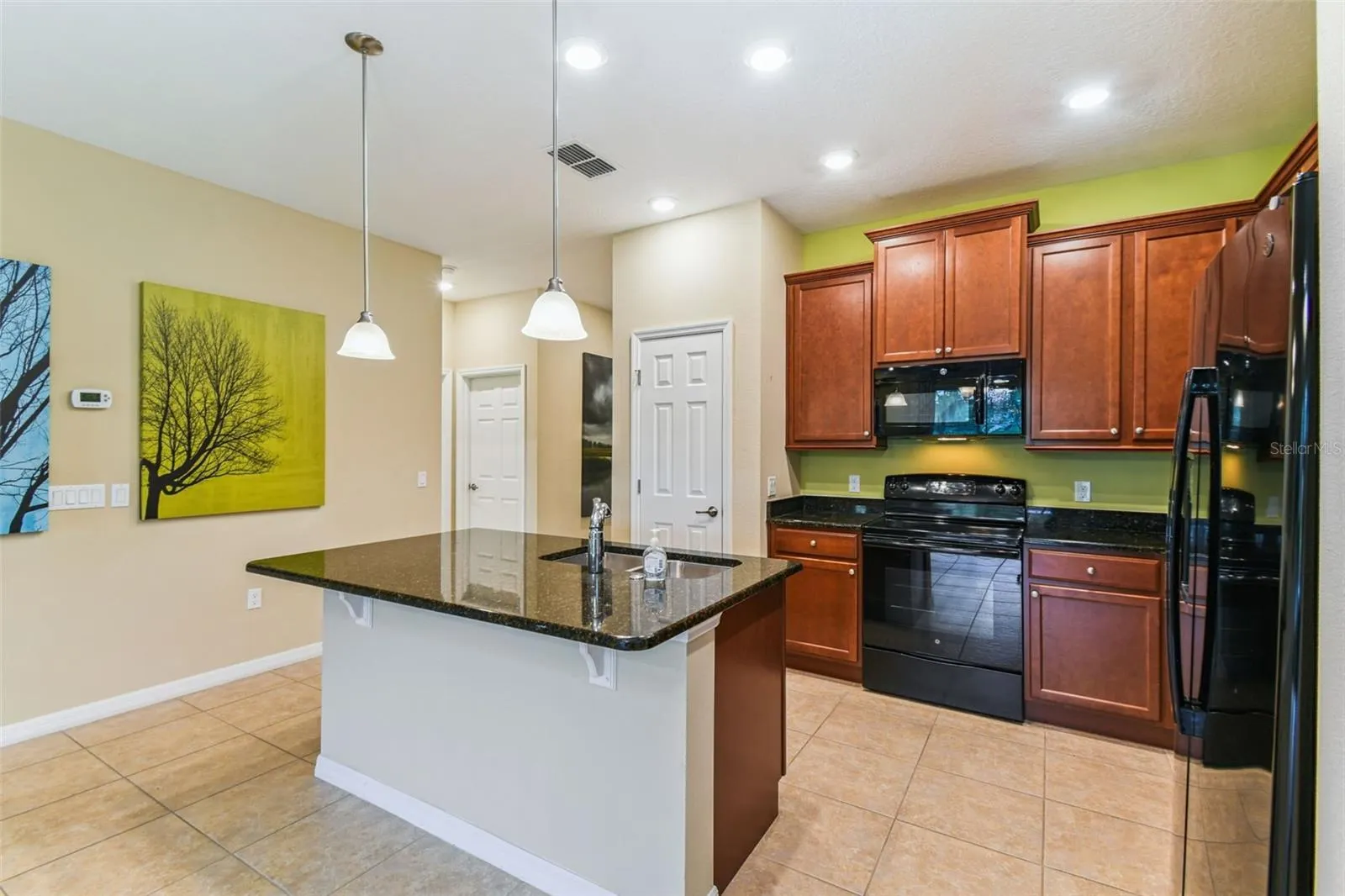 151 CASAVISTA DR