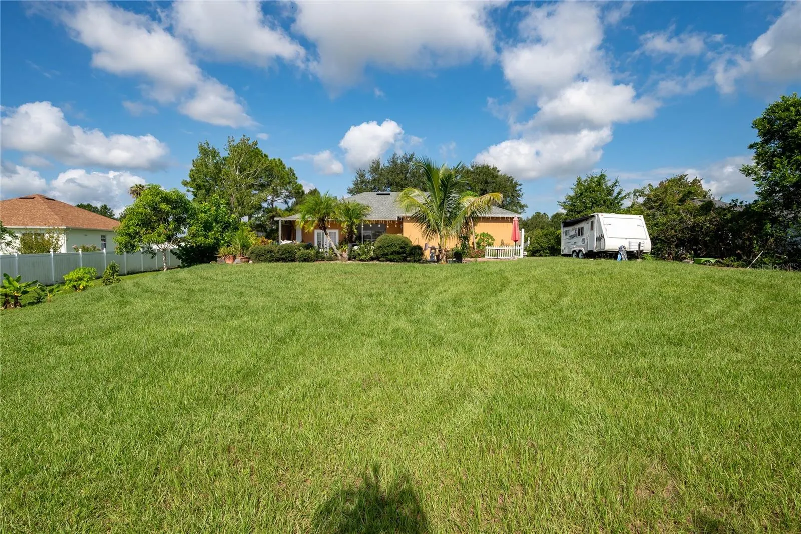 3200 VICTORIA DR